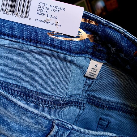 Seven7 Womens 5" Inseam Weekend Denim Shorts Size 6 Fray Hem Light Wash $59 NWT - Picture 5 of 5